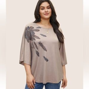 BloomChic Plus Size Feather Print Batwing Sleeve T-shirt